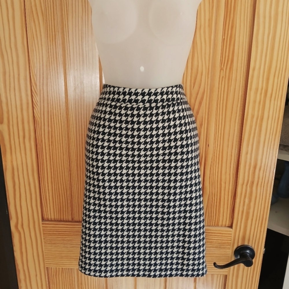 Like New Vintage Houndstooth Pencil Skirt